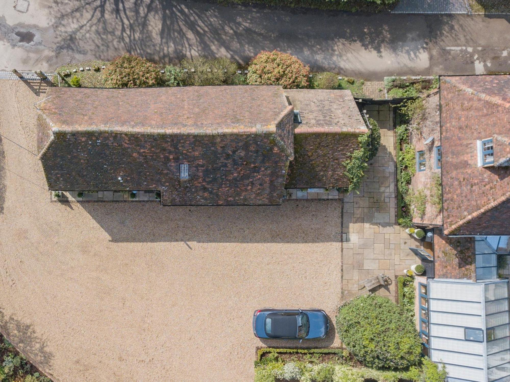 Вилла Woolhouse Barn Hunton  Экстерьер фото